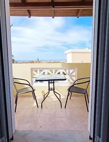 Verano Palmas Apartment_near The Sea-free Parking Apartman Herszonisszosz